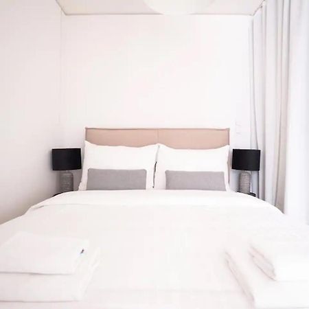 Exquisite Studio With Rooftop Pool Lägenhet Wien Exteriör bild